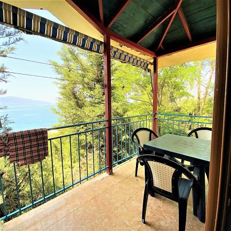 Ramo'S Cozy Beachside Haven With Panoramic Views - 1St فلورا المظهر الخارجي الصورة