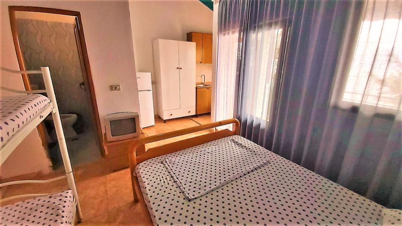 Ramo'S Cozy Beachside Haven With Panoramic Views - 1St فلورا المظهر الخارجي الصورة